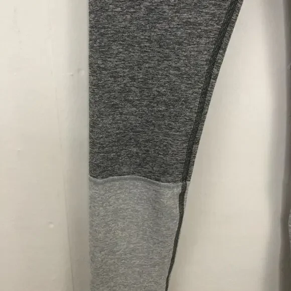 Outdoor Voices Gray Gradient  7/8 Leggings Size Small - Picture 11 of 12